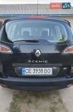 Минивэн Renault Scenic 2013 в 