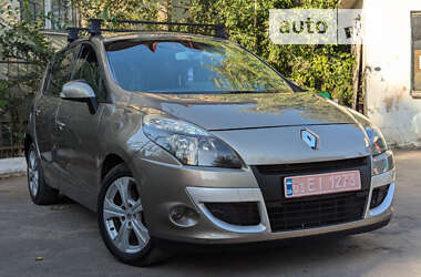 Минивэн Renault Scenic 2009 в Ровно