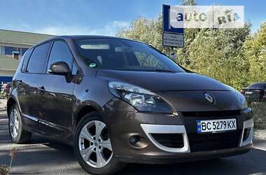 Мінівен Renault Scenic 2010 в Львові