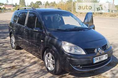 Минивэн Renault Scenic 2007 в Заречном