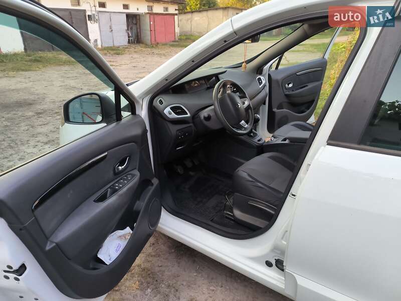 Минивэн Renault Scenic 2012 в Василькове