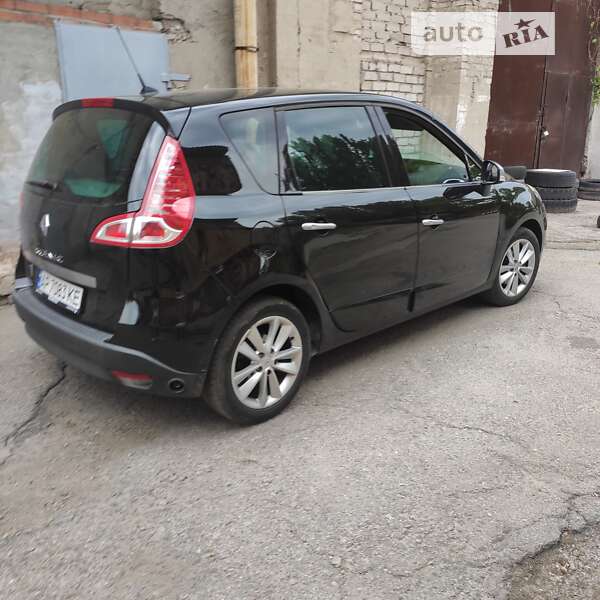 Минивэн Renault Scenic 2010 в Запорожье