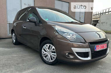 Минивэн Renault Scenic 2011 в Киеве