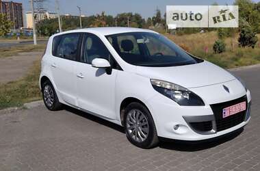 Мінівен Renault Scenic 2011 в Чернігові