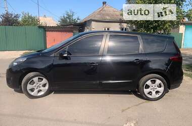 Мінівен Renault Scenic 2011 в Кривому Розі