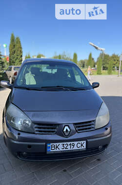 Мінівен Renault Scenic 2003 в Дубні