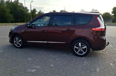 Мінівен Renault Scenic 2012 в Запоріжжі