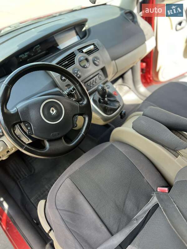 Минивэн Renault Scenic 2007 в Калуше