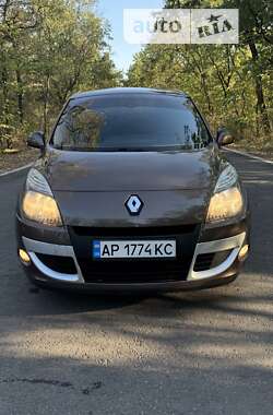 Минивэн Renault Scenic 2010 в Запорожье