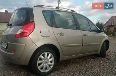 Минивэн Renault Scenic 2007 в Дубно