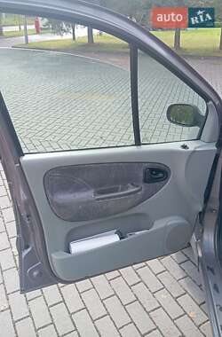 Мінівен Renault Scenic 2001 в Дрогобичі