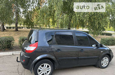 Минивэн Renault Scenic 2005 в Лозовой