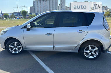 Минивэн Renault Scenic 2014 в Киеве