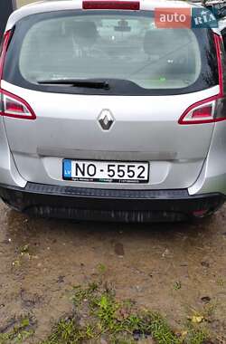 Минивэн Renault Scenic 2010 в Калуше