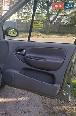Минивэн Renault Scenic 2002 в 
