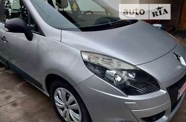 Мінівен Renault Scenic 2009 в Львові