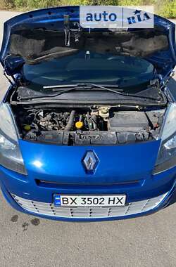 Минивэн Renault Scenic 2011 в Изяславе