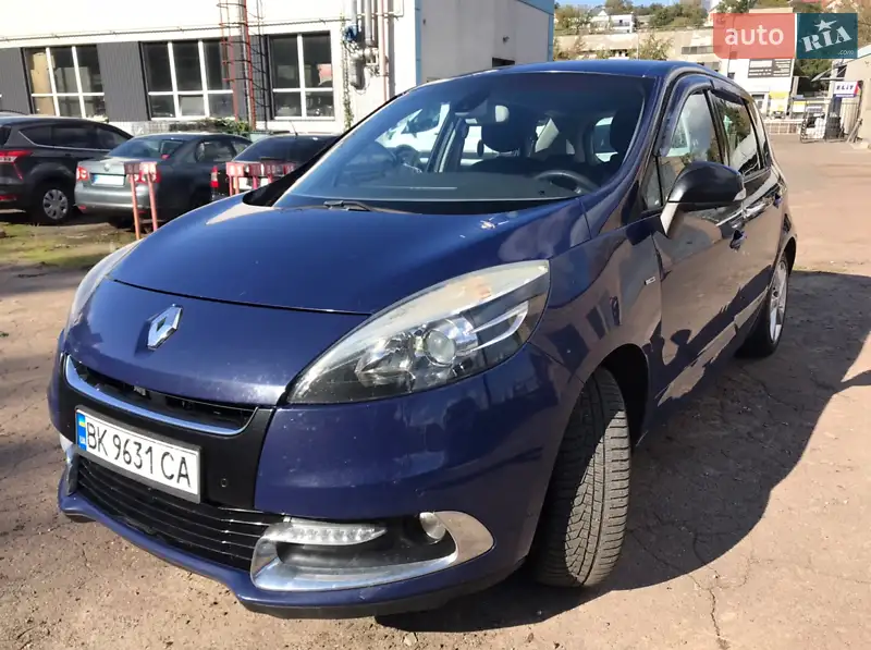 Мінівен Renault Scenic 2012 в 