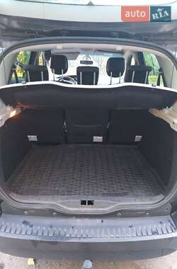 Минивэн Renault Scenic 2011 в 
