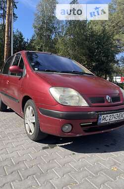 Минивэн Renault Scenic 2002 в Киверцах