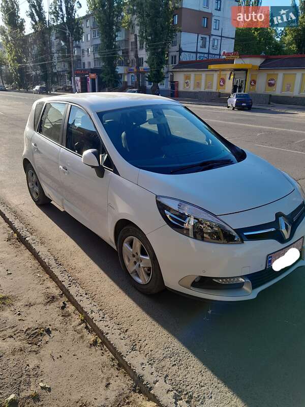 Минивэн Renault Scenic 2016 в Кривом Роге