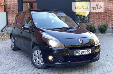 Мінівен Renault Scenic 2010 в Львові