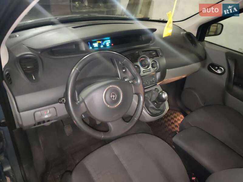 Минивэн Renault Scenic 2006 в Кегичевке