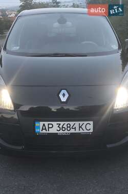 Минивэн Renault Scenic 2009 в Запорожье