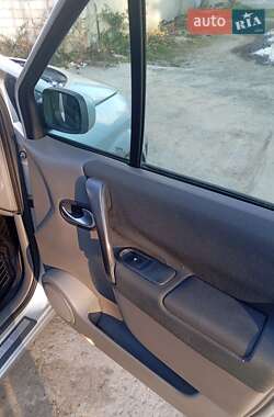 Мінівен Renault Scenic 2006 в Кам'янець-Подільському