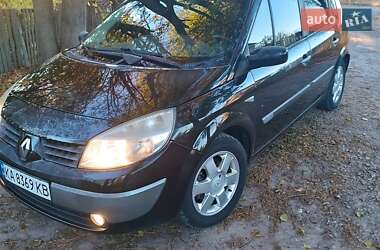 Минивэн Renault Scenic 2006 в Обухове