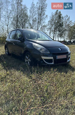 Минивэн Renault Scenic 2010 в Ладыжине