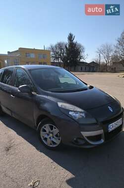 Мінівен Renault Scenic 2011 в Шполі