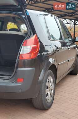 Мінівен Renault Scenic 2007 в Кривому Розі