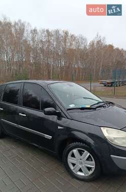 Минивэн Renault Scenic 2005 в 