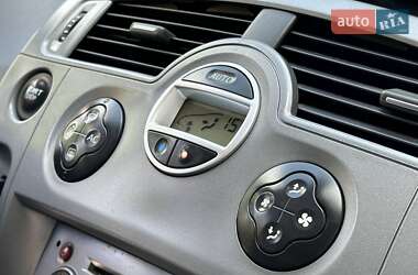 Минивэн Renault Scenic 2008 в 