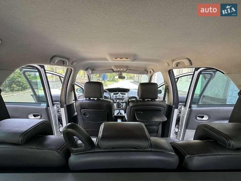 Минивэн Renault Scenic 2008 в Снигиревке