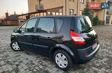 Мінівен Renault Scenic 2006 в Дубні