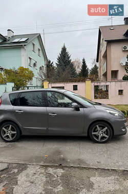 Минивэн Renault Scenic 2009 в Запорожье