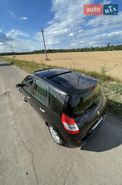 Минивэн Renault Scenic 2005 в Киеве