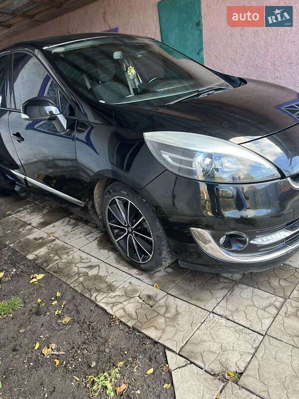 Renault Scenic 2012