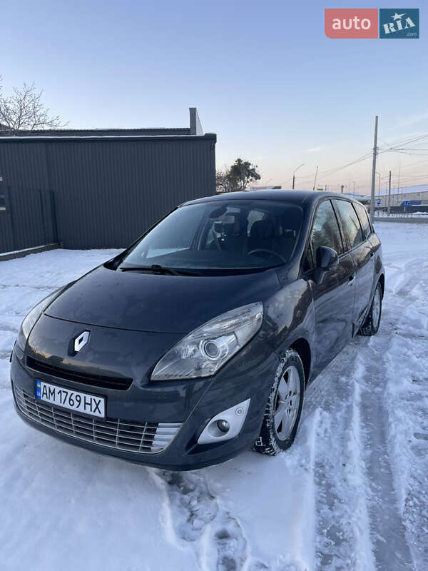 Минивэн Renault Scenic 2010 в Житомире