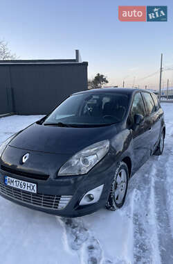 Минивэн Renault Scenic 2010 в Житомире