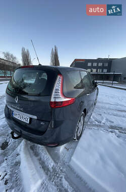 Минивэн Renault Scenic 2010 в Житомире