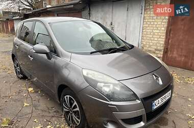 Мінівен Renault Scenic 2011 в Києві