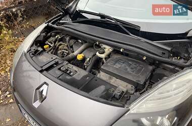 Минивэн Renault Scenic 2011 в Киеве