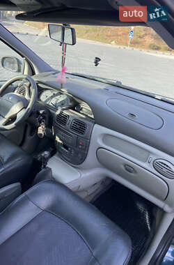 Минивэн Renault Scenic 2001 в 
