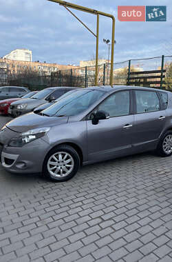 Мінівен Renault Scenic 2011 в Хмельницькому