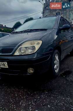 Минивэн Renault Scenic 2002 в 