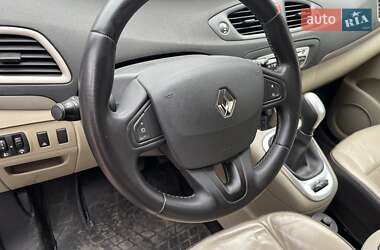 Минивэн Renault Scenic 2011 в Смеле