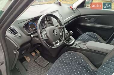 Минивэн Renault Scenic 2017 в 